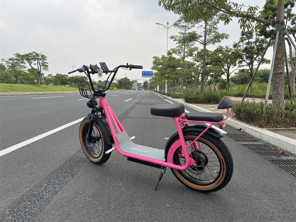 Pink urban electric scooter for lady