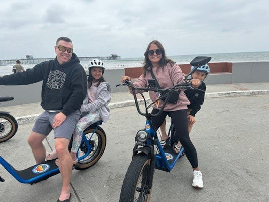 Discover the Freedom of Adult Outdoor Riding | AS201 Electric Scooter for Urban & Adventure Lifestyle - Airplaying Scooter