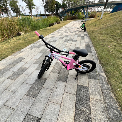 K16ピンク電動自転車 – 女の子のために作られた、優しくパワフルな自転車
