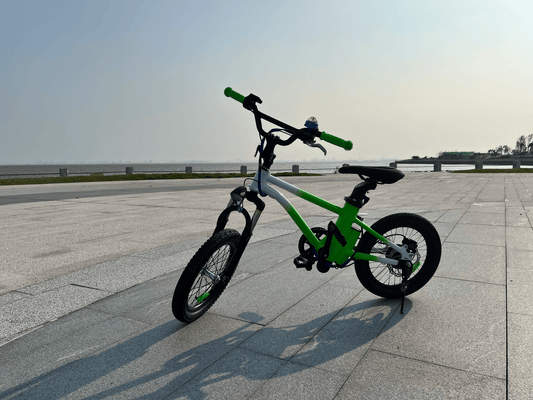 K16 Kids Electric Bike – 24V 5Ah Battery, 16 - Inch Wheel, 20km Range, Safe 20km/h Speed | Lightweight 12kg | For Kids Ages 5–10 - Airplaying Scooter