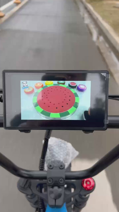 Электрический самокат AS201 с интеллектуальным дисплеем и отображением подробных данных о поездке.